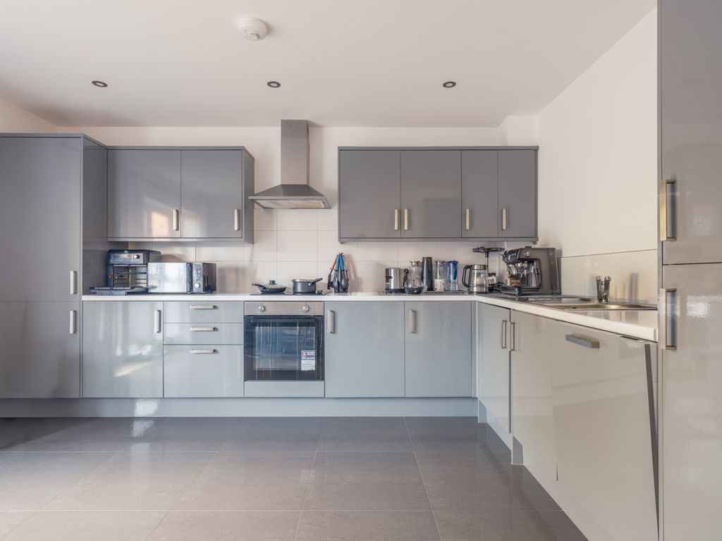 Property photo 3 of 14 5541023