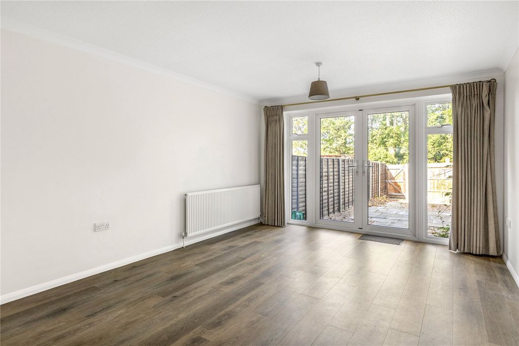 Property photo 2 of 13 Picture No. 03