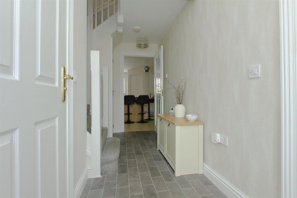 Property photo 2 of 24 39 St Birstan Ph23.Jpg