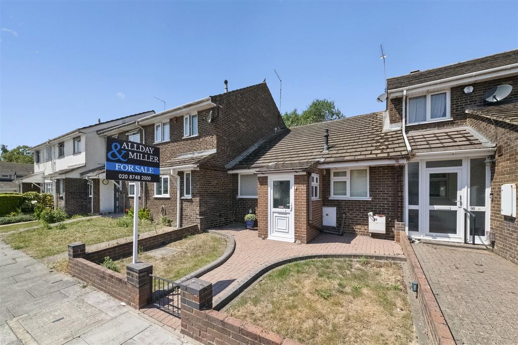 Property photo 1 of 12 Dsc_9745 (1).Jpg