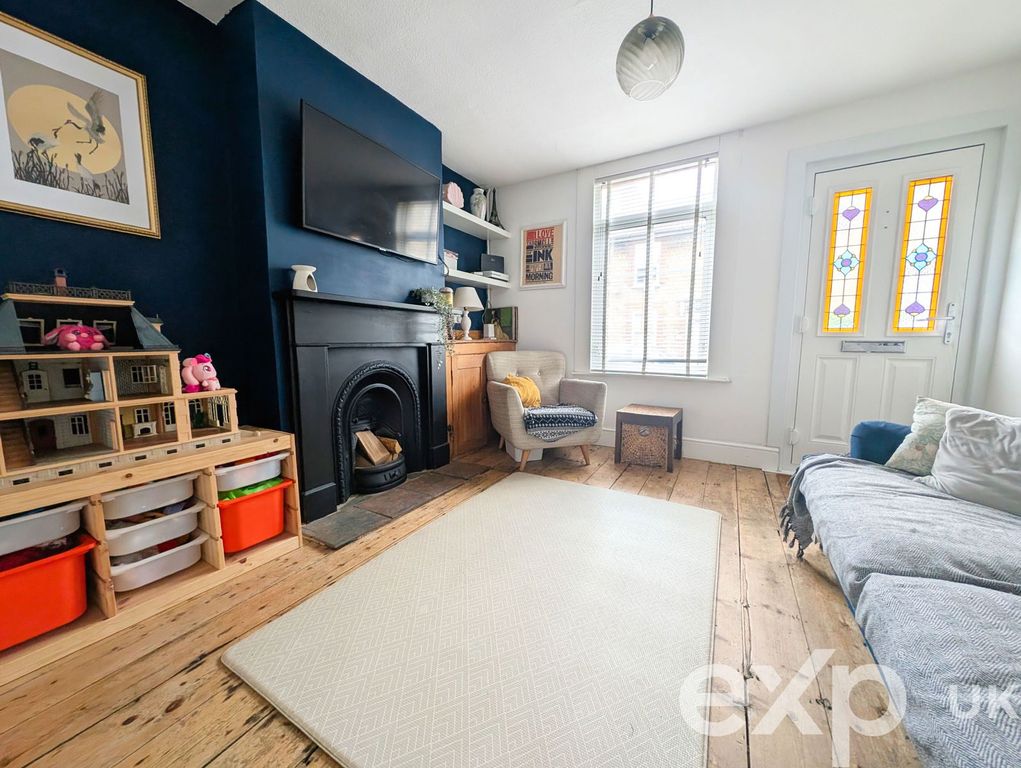Property photo 2 of 19