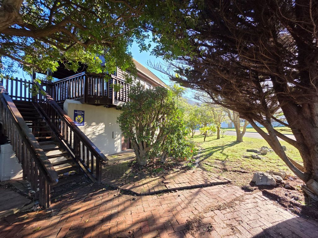 Property photo 1 of 38 Kn1707313