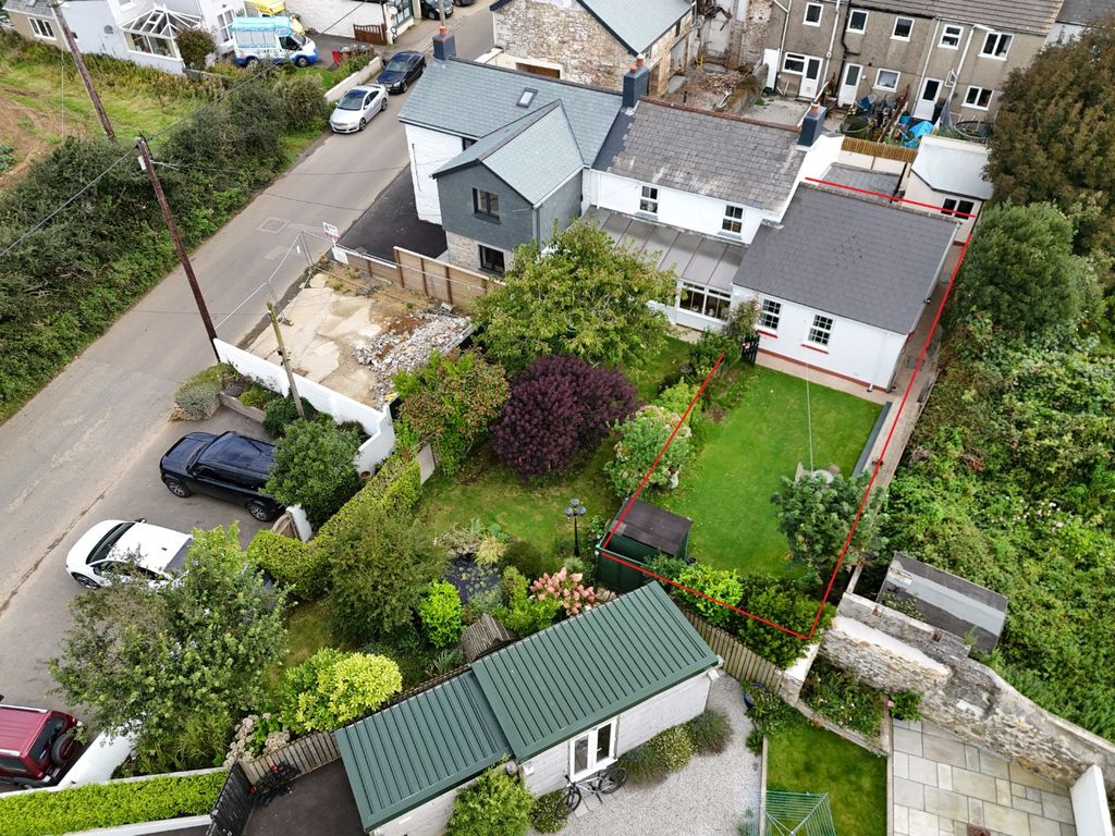 Property photo 2 of 15