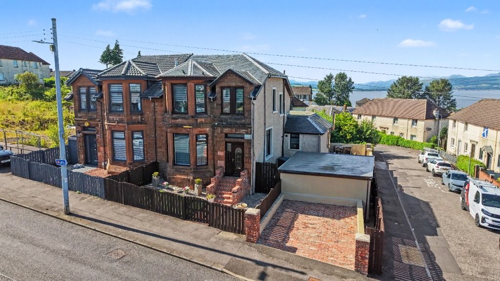 Property photo 2 of 37