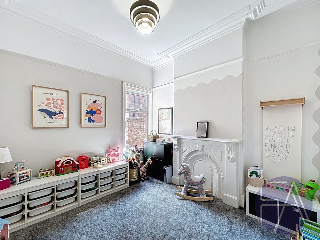 Property photo 3 of 14 5107033