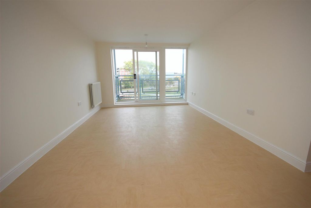 Property photo 2 of 12 50 Compair 1.Jpg