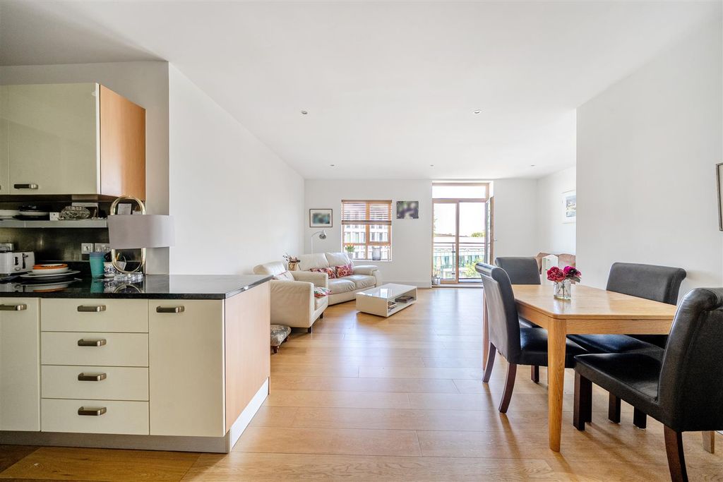 Additional image 8 of 2 bed flat for saleTrinity Gate, Epsom Road, Guildford GU1