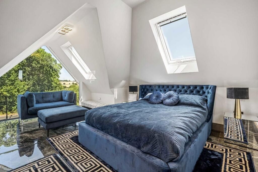 Additional image 16 of 5 bed detached house to rentWaggon Road, Barnet EN4