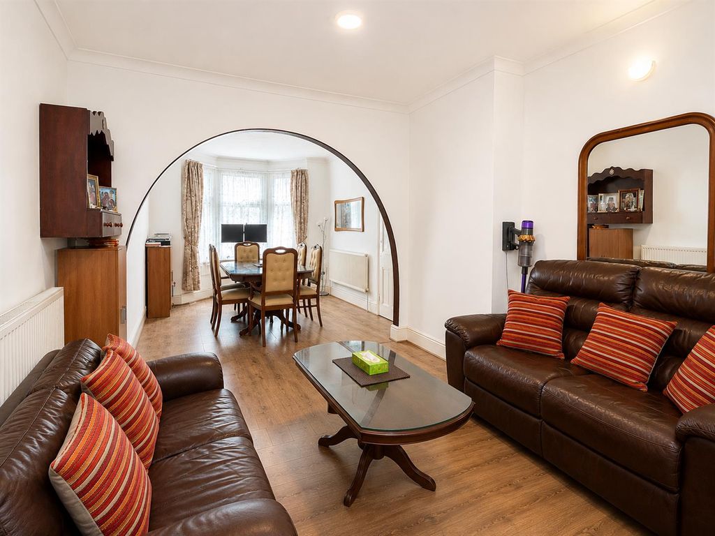 Property photo 1 of 11 DC72De5B-E5E8-4026-B7Cf-6C2218E694B4.Png