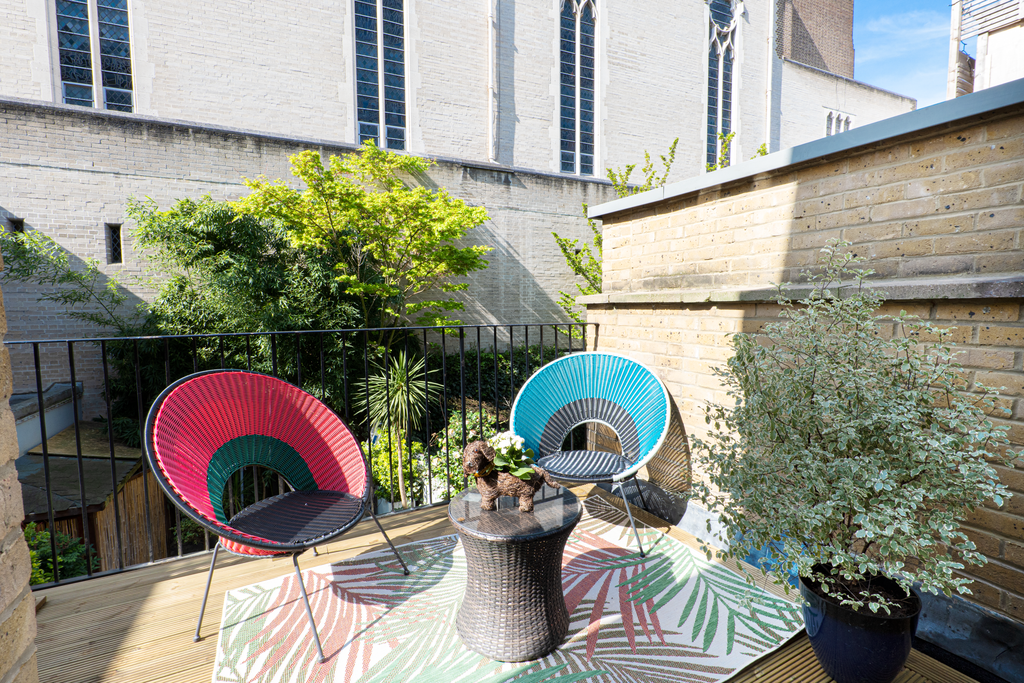 Property photo 3 of 7 Gallery