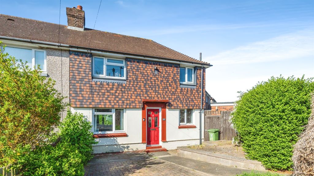 Property photo 1 of 17