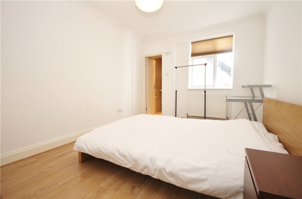 Property photo 3 of 7 Bedroom