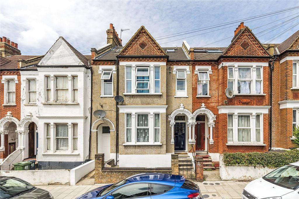 Property photo 2 of 6 Exterior Front