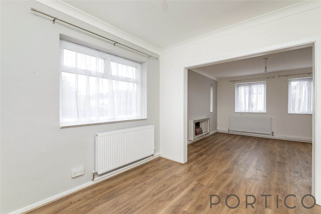 Property photo 3 of 10 Picture No. 09