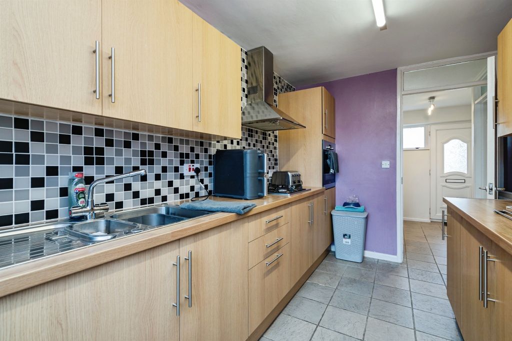 Property photo 3 of 15