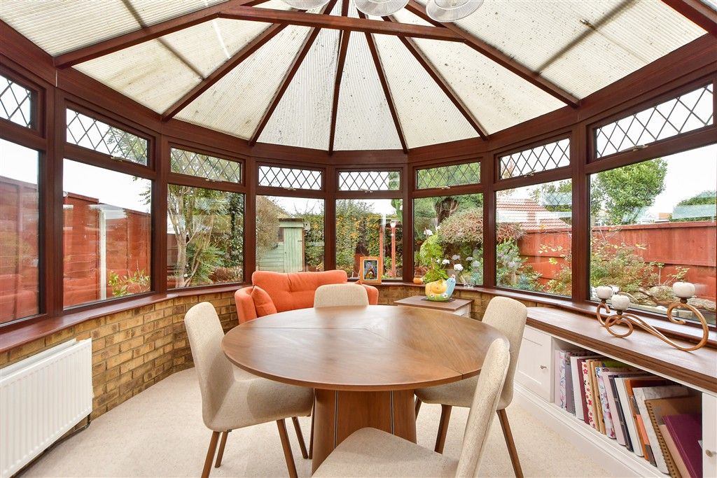 Property photo 3 of 13 Conservatory