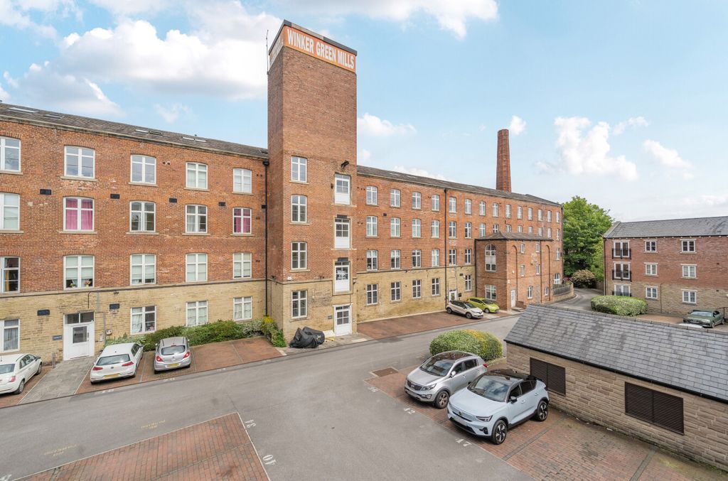 Property photo 1 of 19 1463151-1-6A0Ef49...