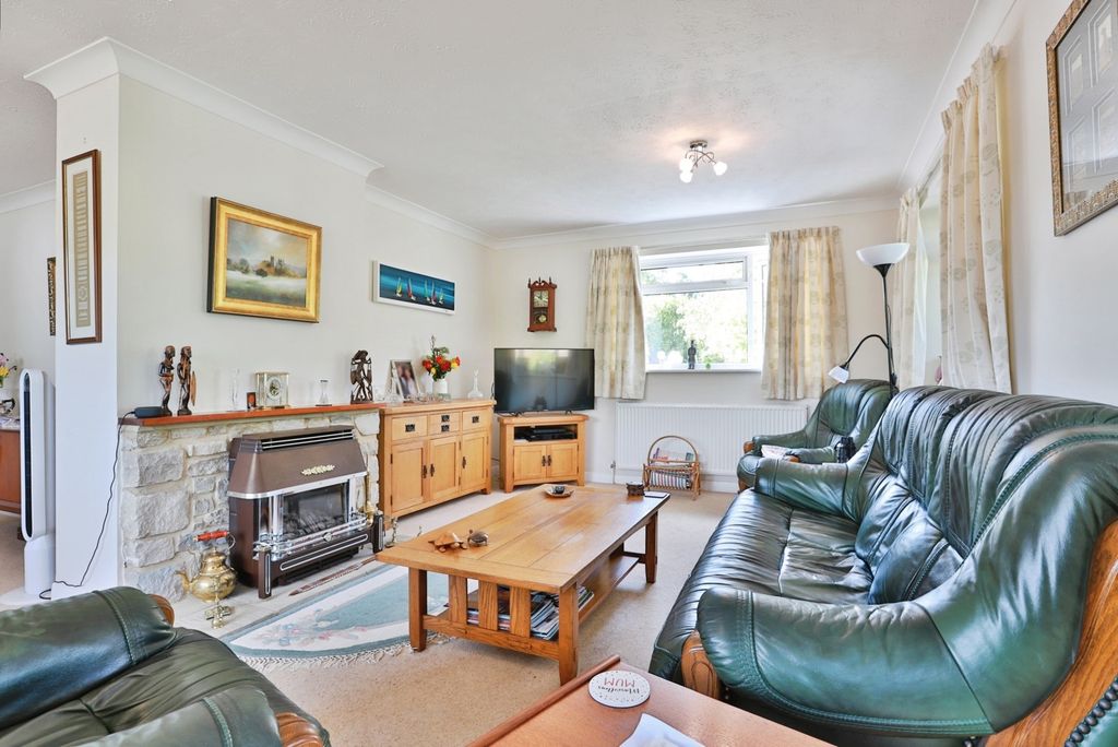 Property photo 2 of 18 Pbox-Img.Jpg