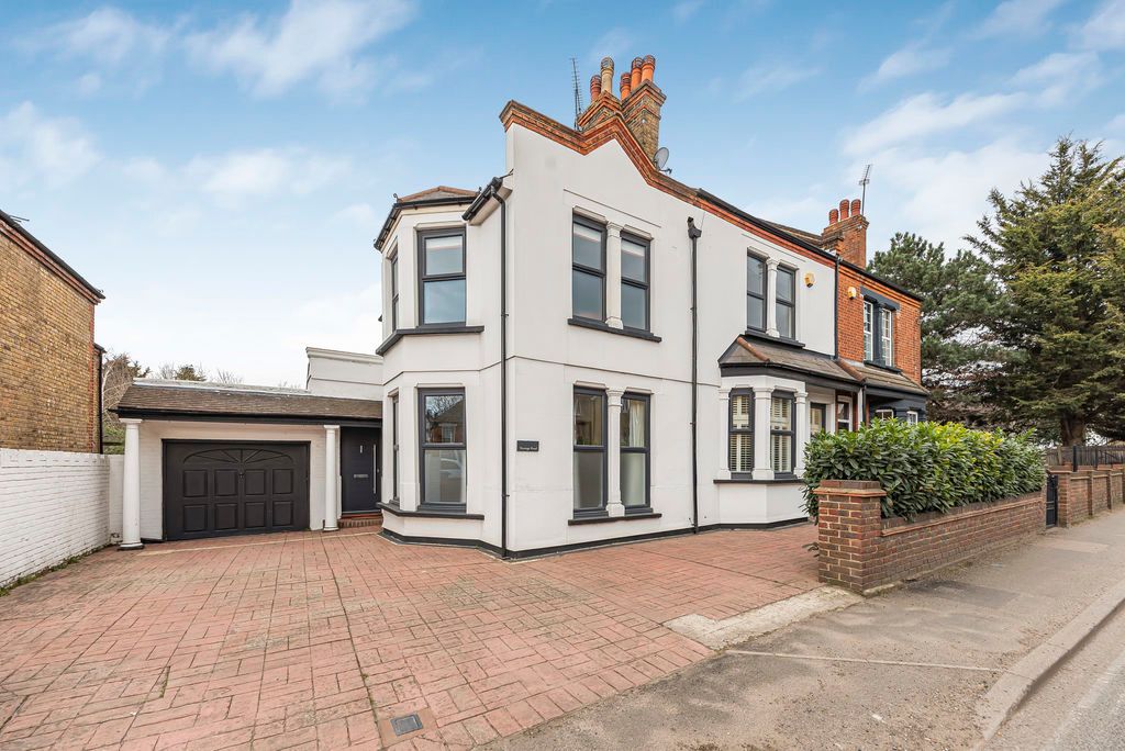 Property photo 1 of 32 Photo 32