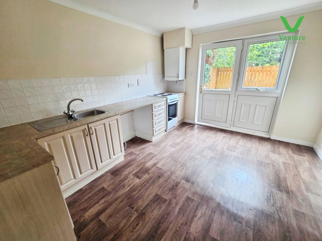 Property photo 2 of 10 Pbox-Img.Jpg