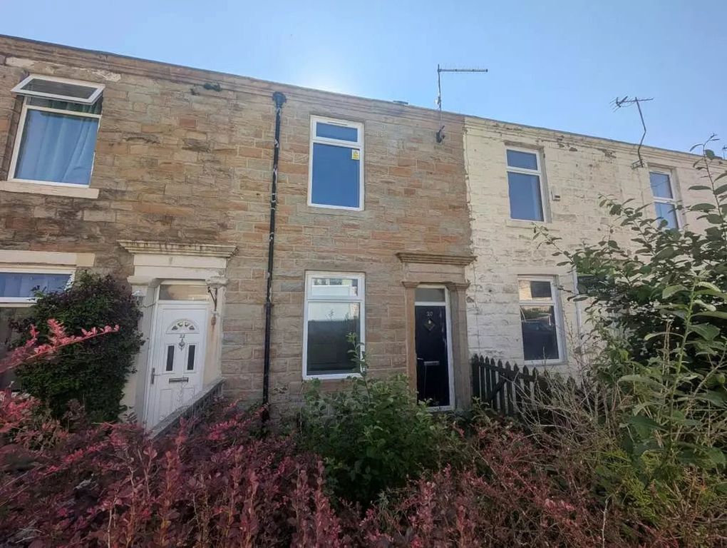 Property photo 2 of 12