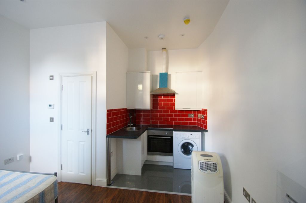 Property photo 3 of 7