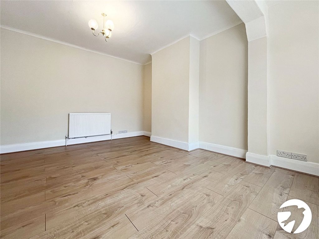 Property photo 3 of 15 Picture No. 15