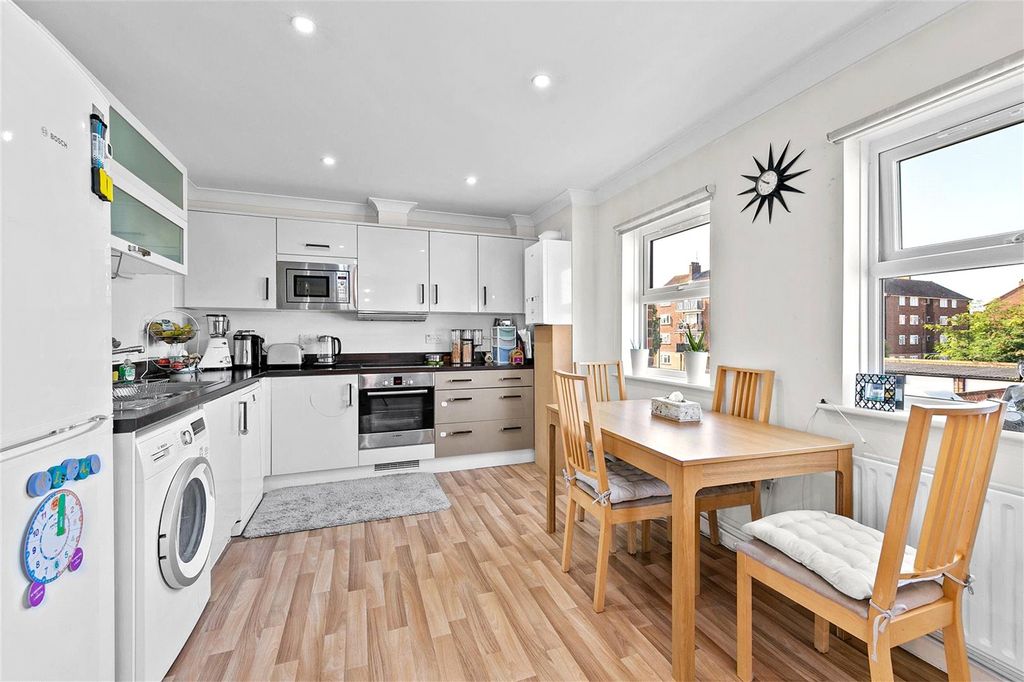 Property photo 2 of 9 Property Photo