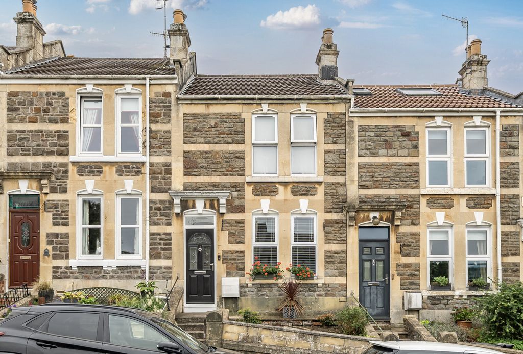 Property photo 1 of 17 Front Elevation