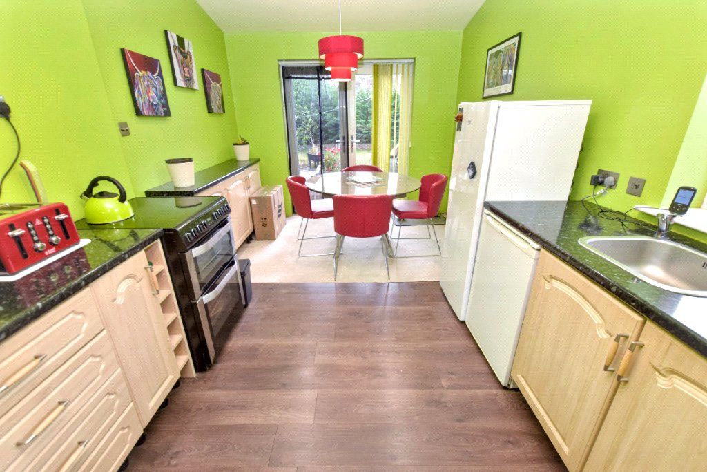 Property photo 3 of 16 Kitchen/Diner