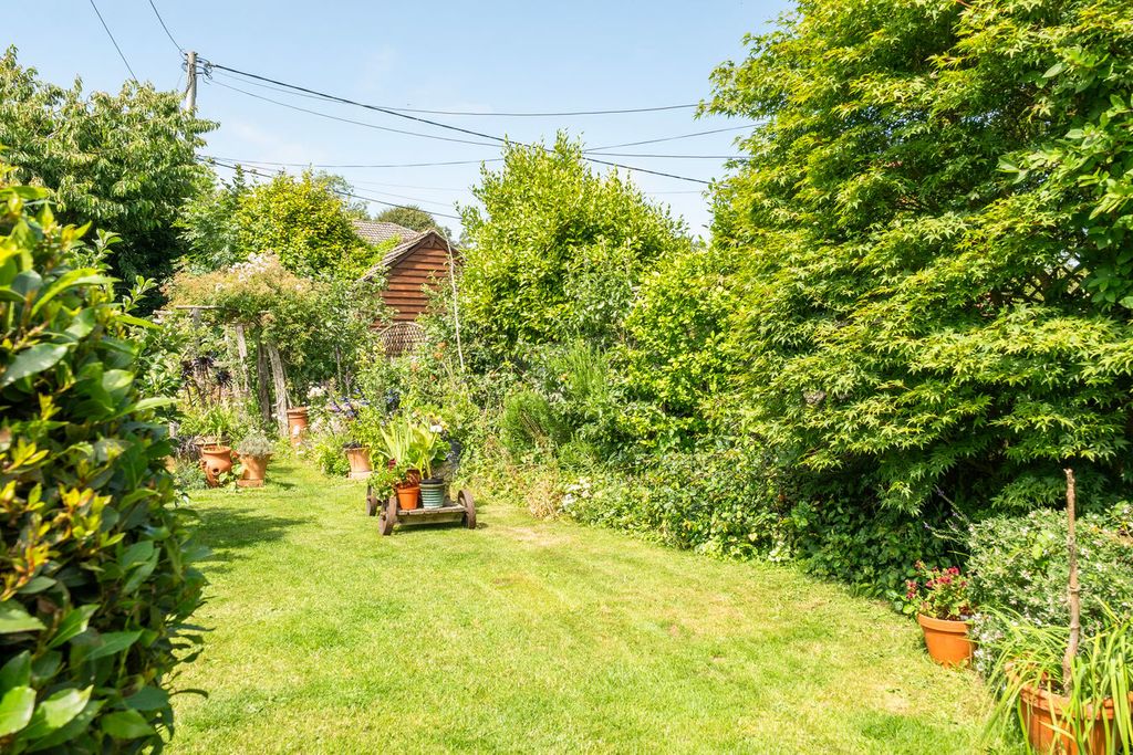 Property photo 3 of 19