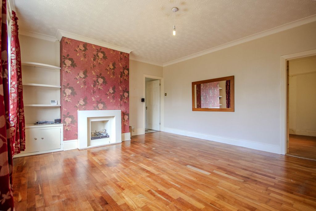 Property photo 3 of 29