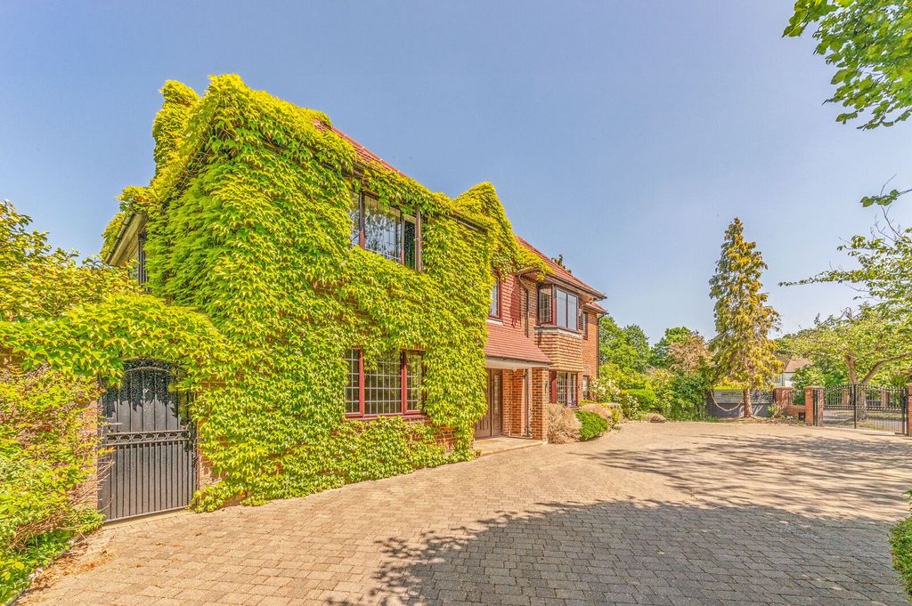 Additional image 26 of 7 bed detached house for saleRanmore Avenue, Shirley, Croydon CR0