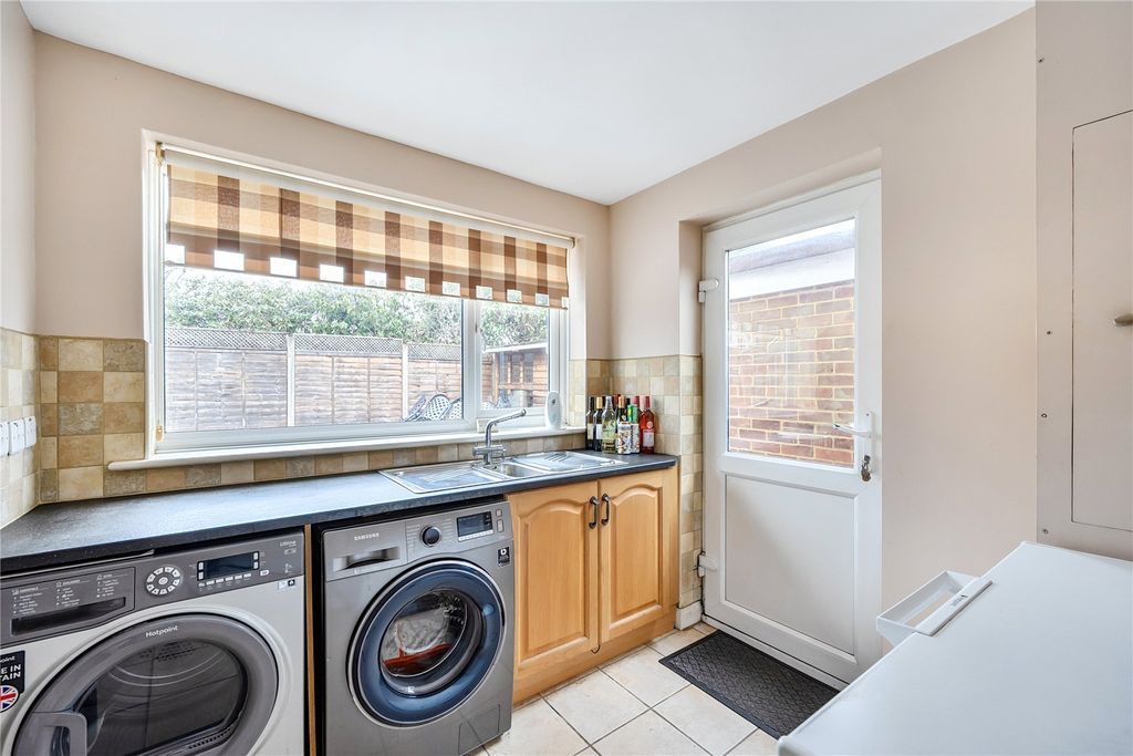 Additional image 5 of 5 bed detached house for saleLightwater, Surrey GU18