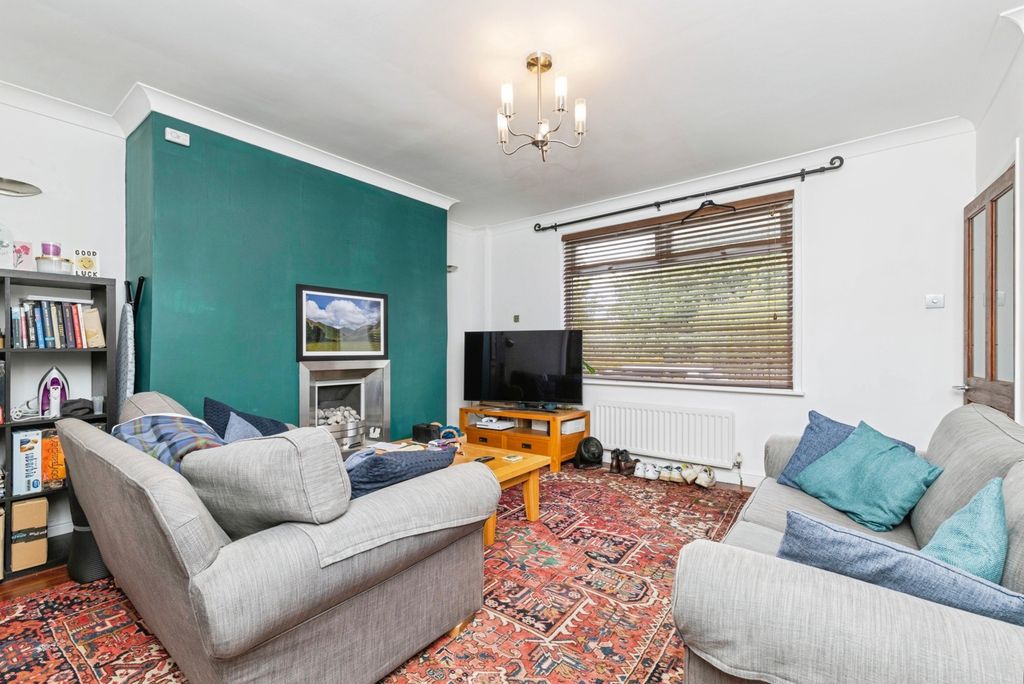 Property photo 3 of 18 Pbox-Img.Jpg