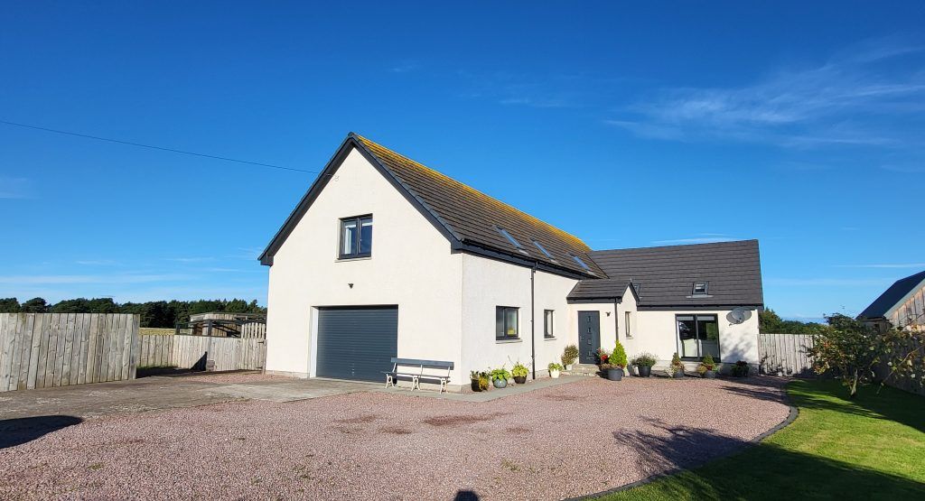 Property photo 2 of 44