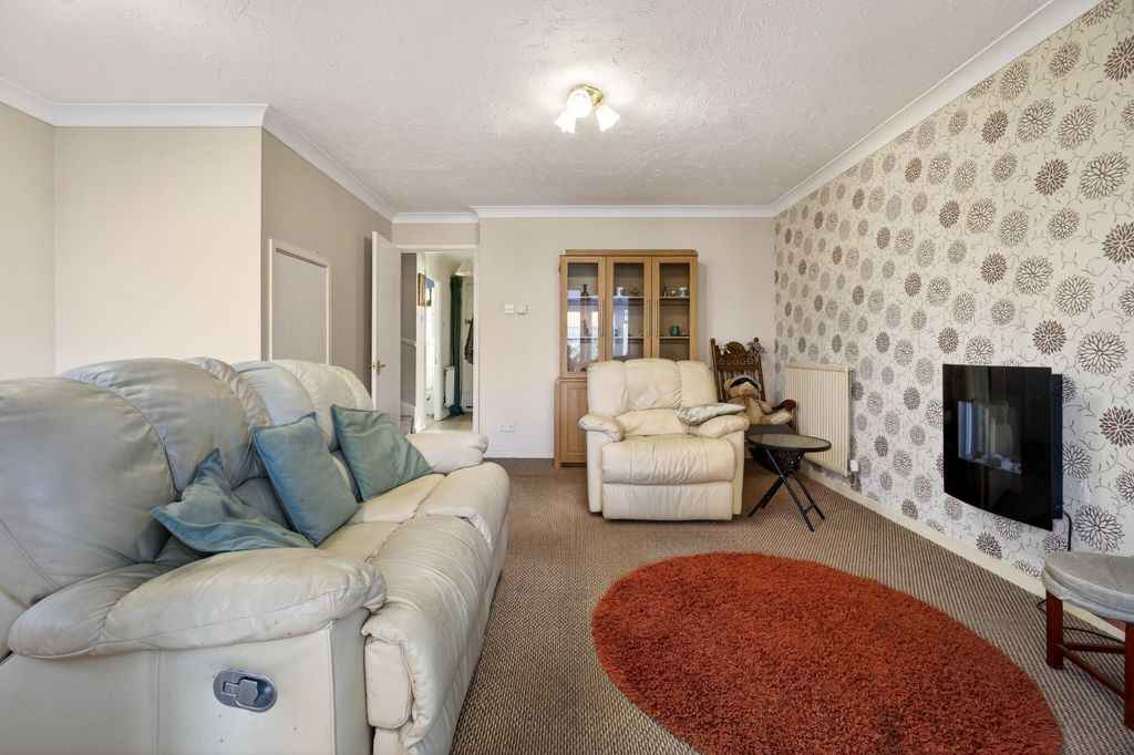 Property photo 3 of 15 Living Room