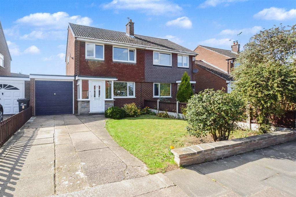 Property photo 1 of 29