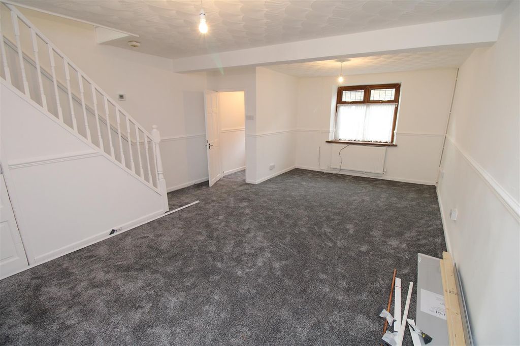 Property photo 3 of 13 Img_0286.Jpg