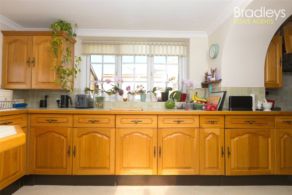 Additional image 7 of 4 bed semi-detached house for saleRosparvah Gardens, Heamoor, Penzance, Cornwall TR18