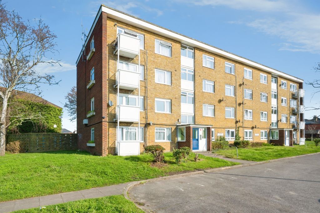 Property photo 1 of 12