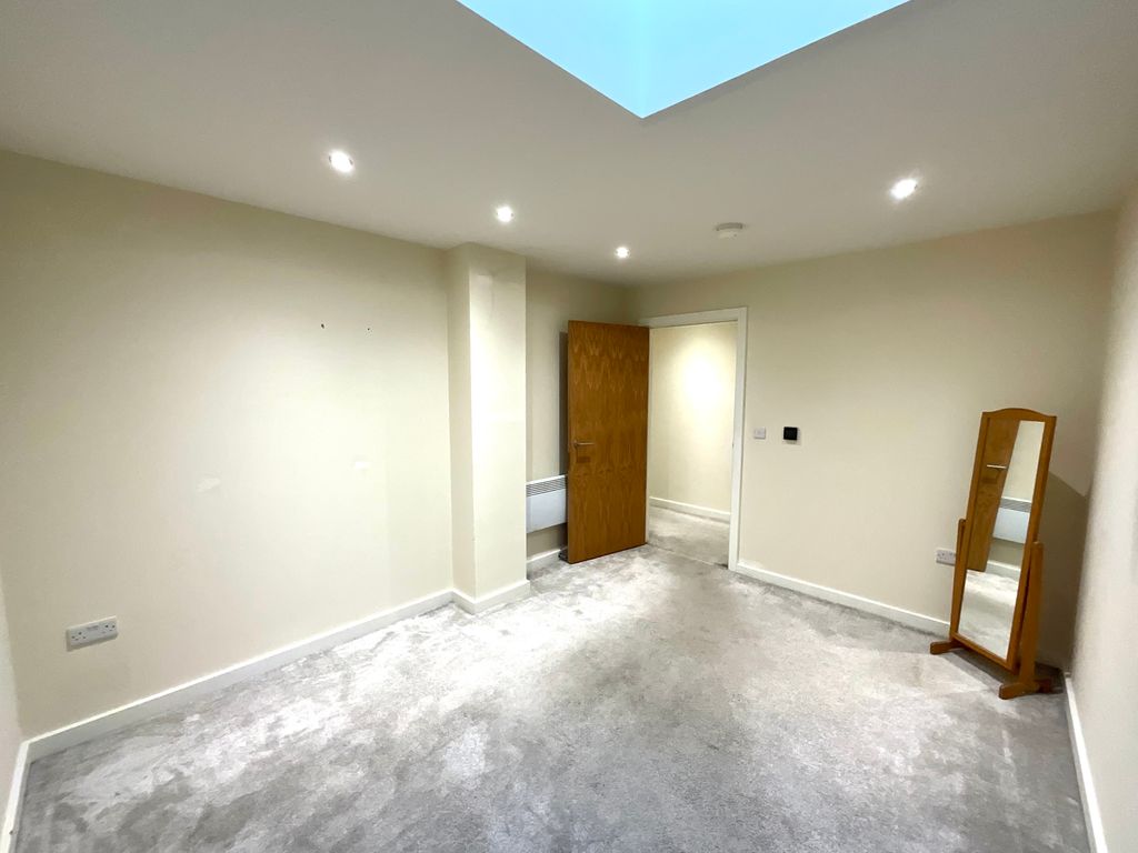 Property photo 3 of 8 Img_5099