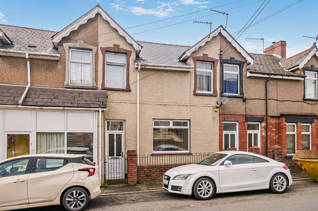 Property photo 1 of 15