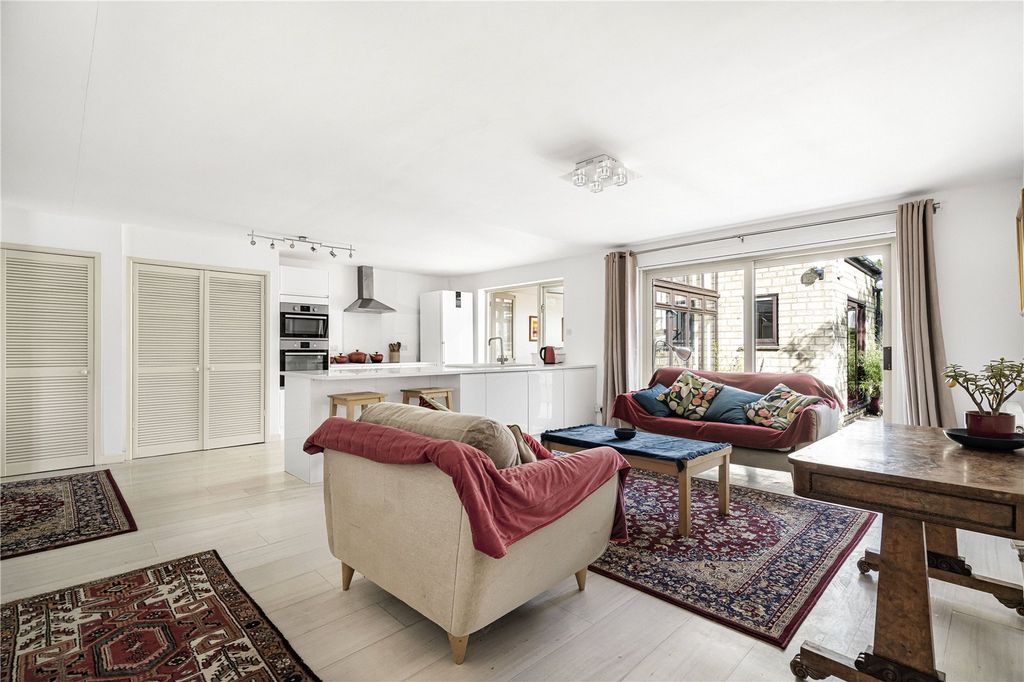 Property photo 3 of 21 Picture No. 54