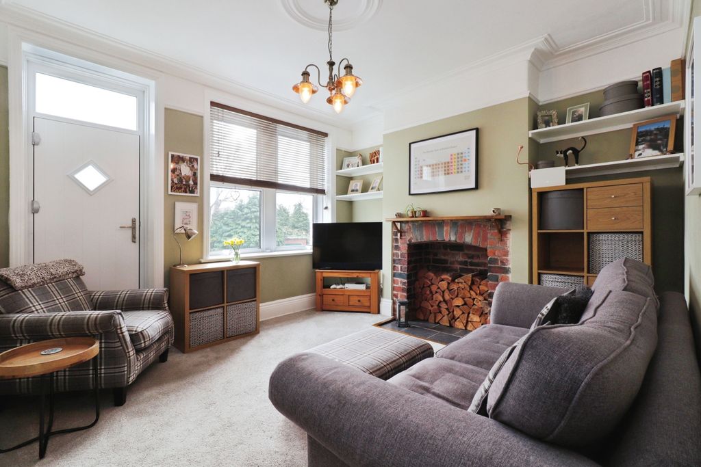 Property photo 3 of 20 Living Room