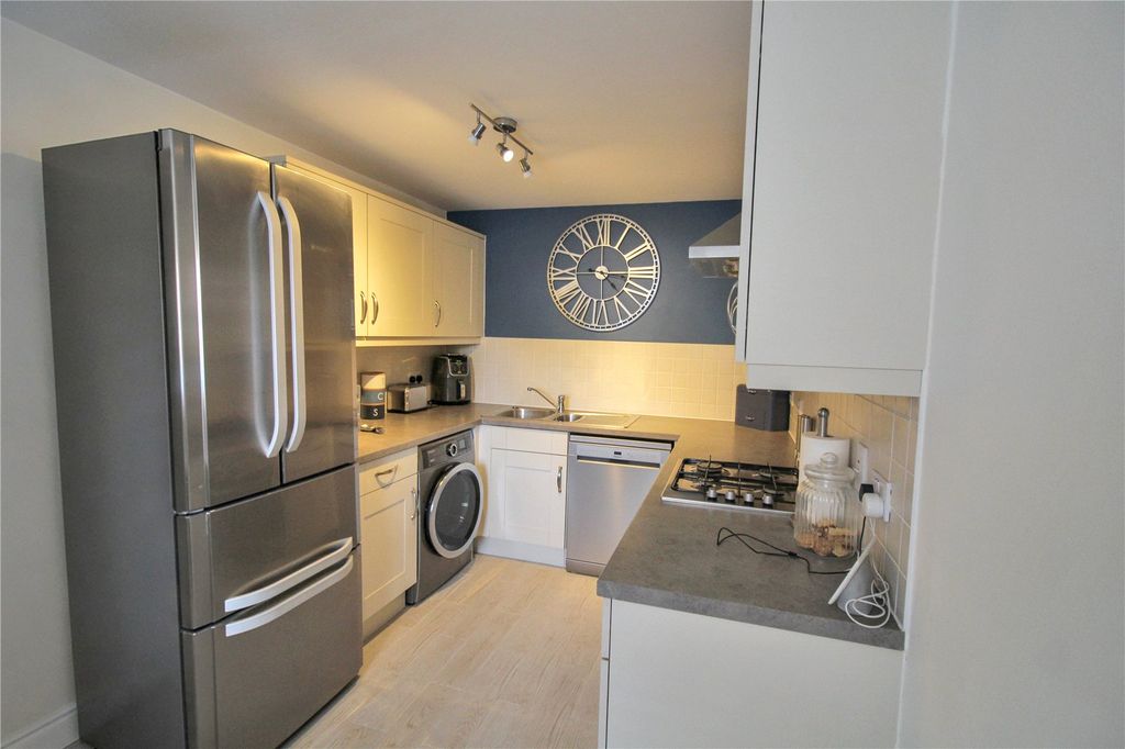 Property photo 2 of 16 Picture No. 01