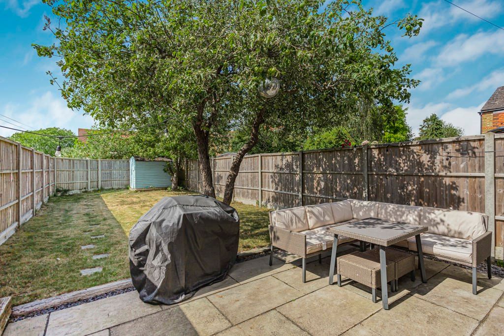 Property photo 2 of 16 Garden