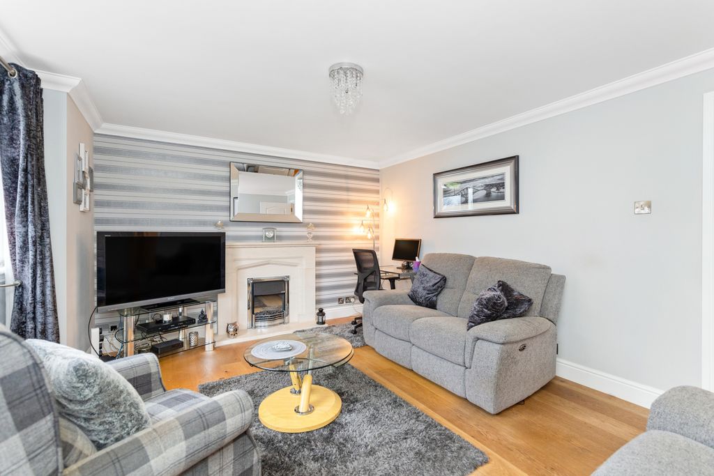 Property photo 3 of 15 Property Image 3