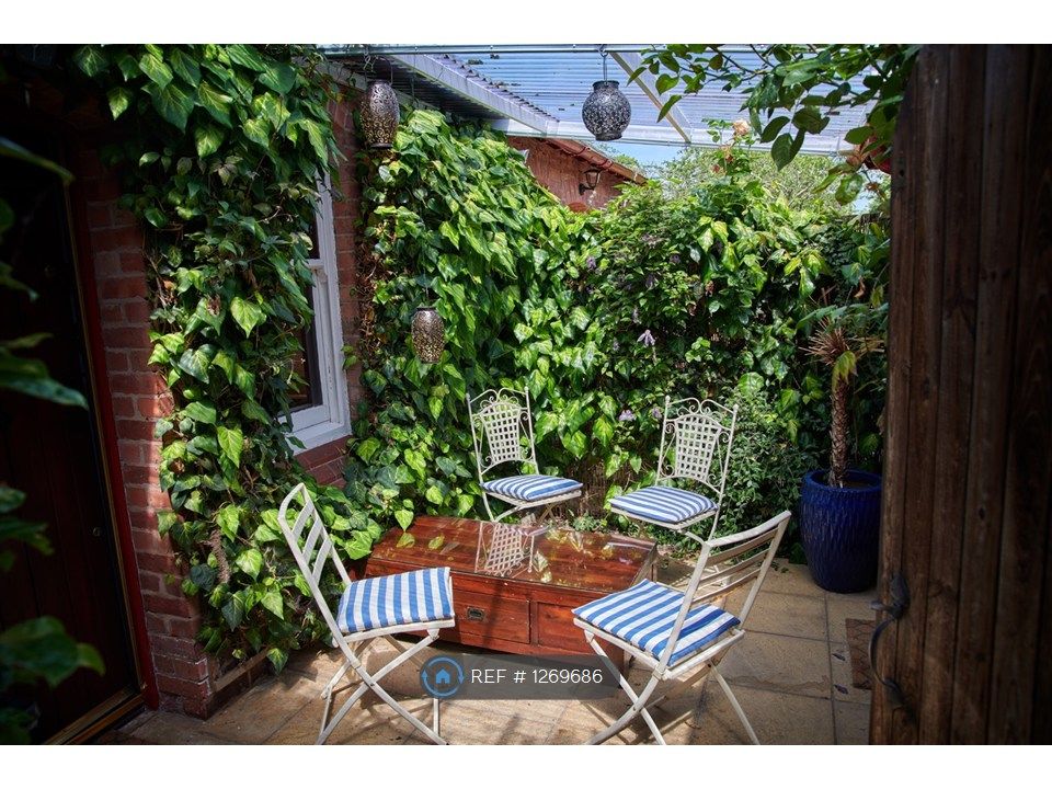 Property photo 1 of 35