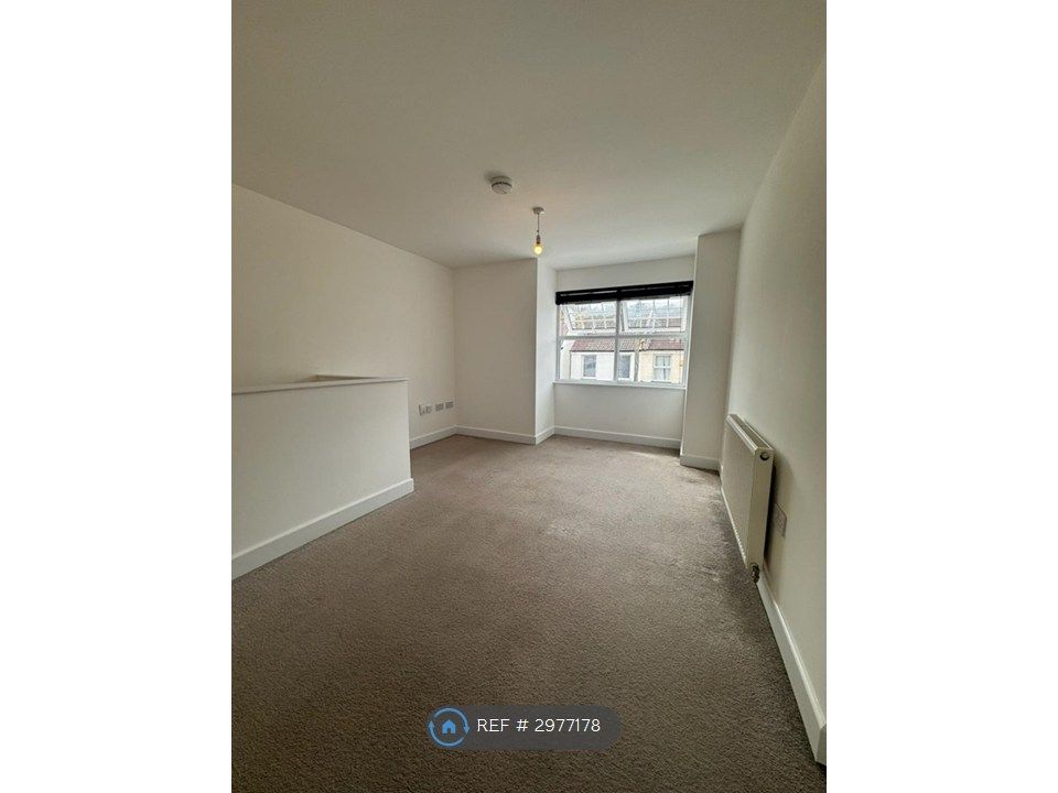 Property photo 2 of 8 Living Room